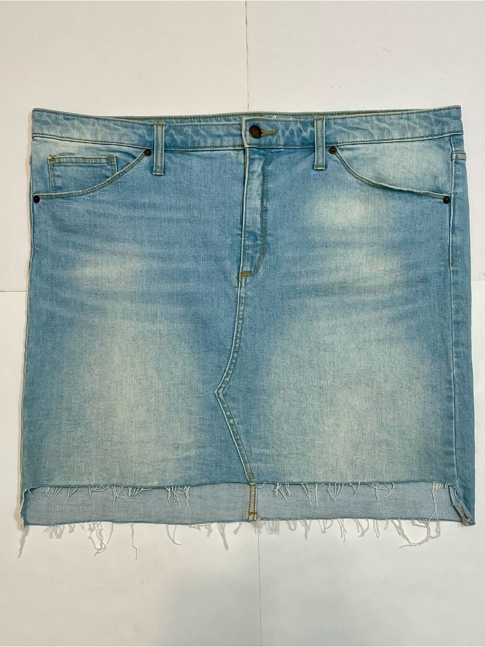 Universal Thread Light Blue Frayed Hem Denim Skirt Size 18